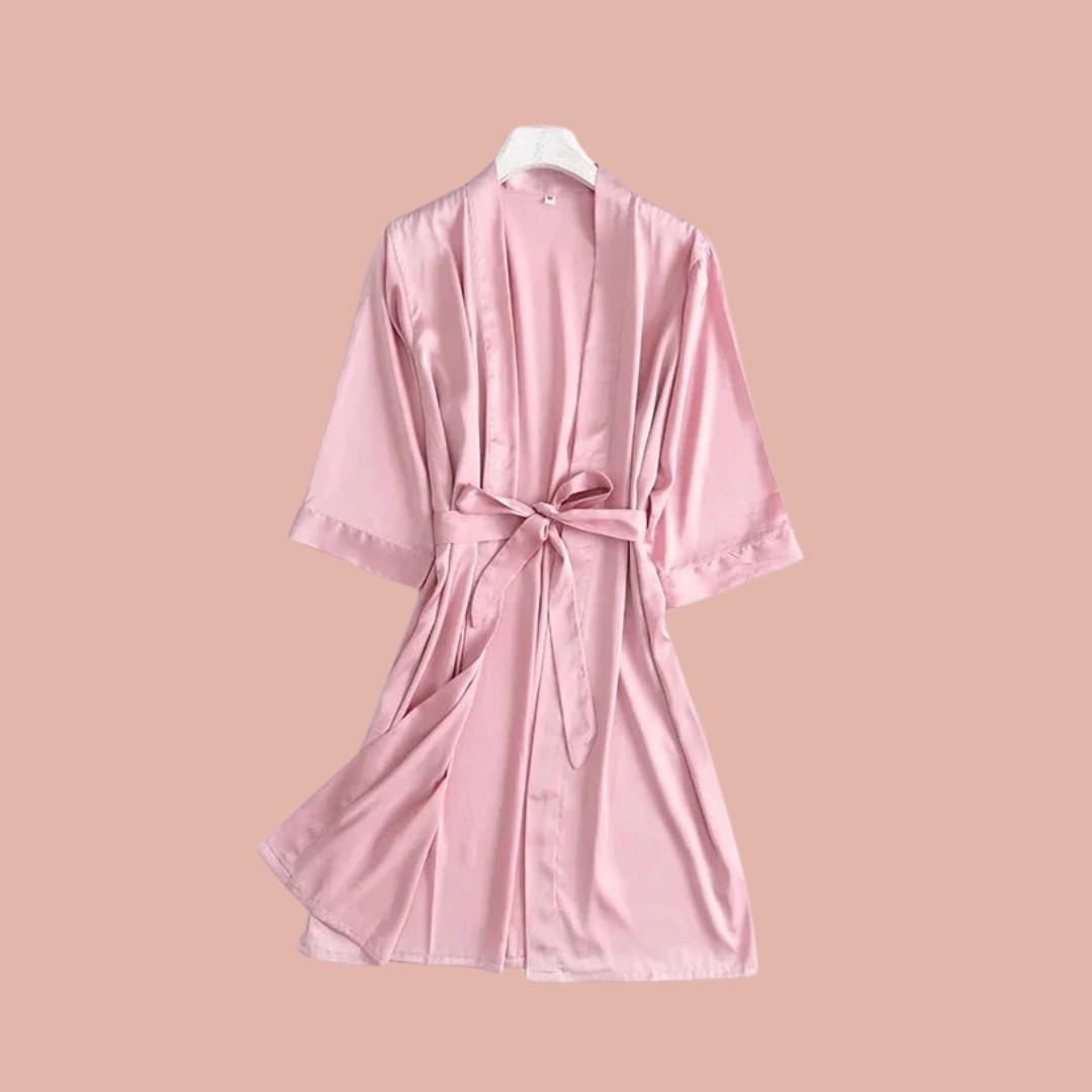 חלוק מפנק מבד סאטן